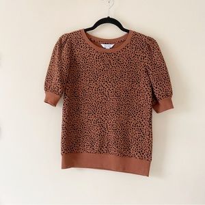 Nine West• brown leopard elbow puff short sleeve sweatshirt top size small